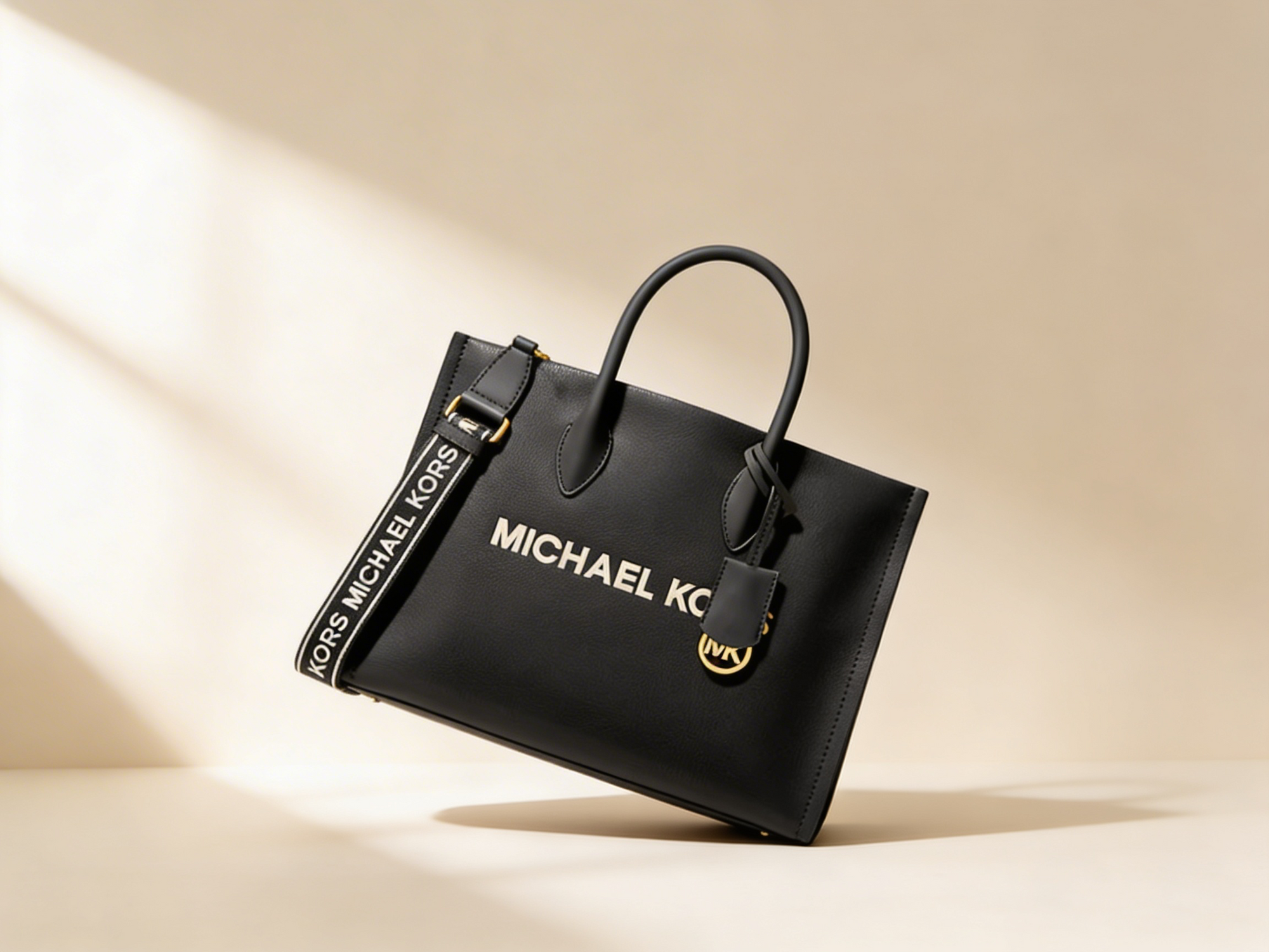 Michael Kors Original oder Fake? So erkennst du echte Designerware online (2025)