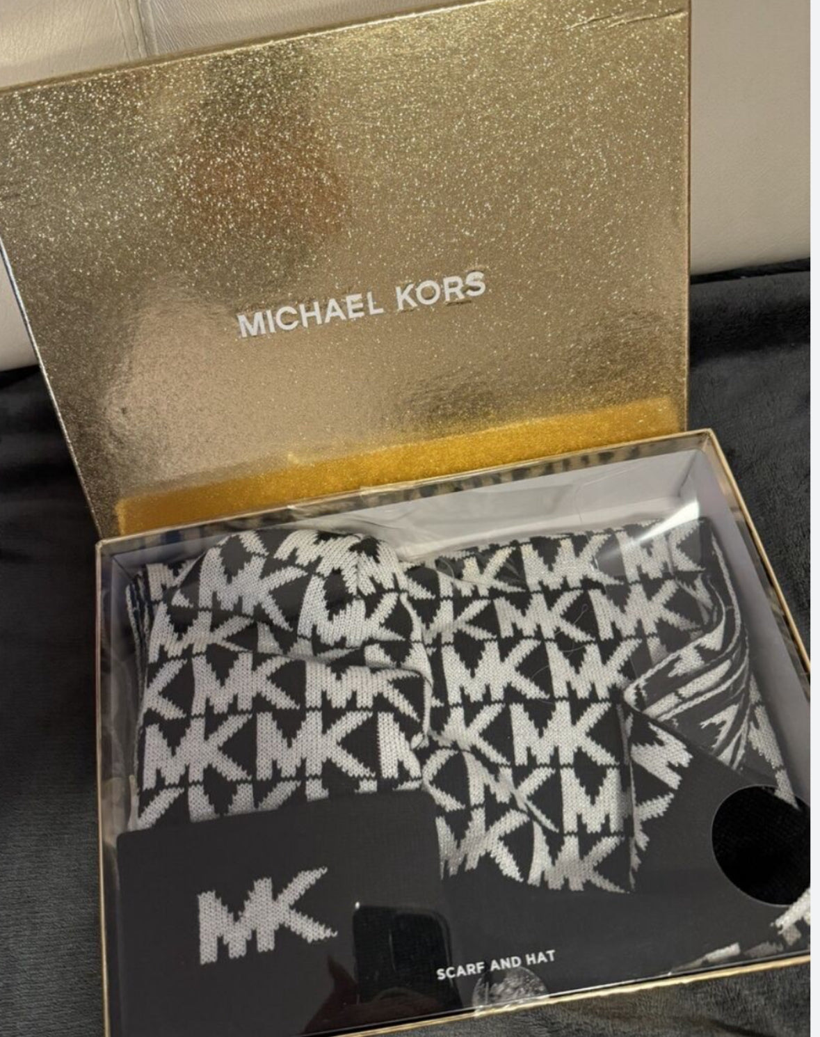 michael kors mütze schal handschuhe set Michael Kors Schal und Mütze Set