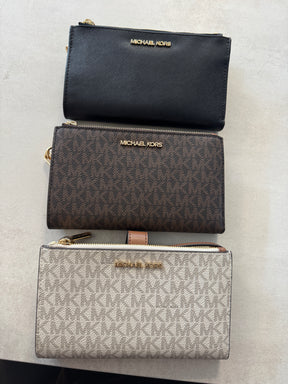 Michael Kors Jet Set Double Zip Handgelenktasche in Vanilla