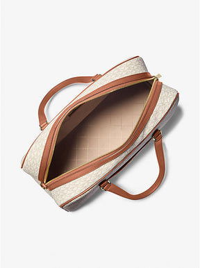 Michael Kors Jet Set Travel Extra-Large Reisetasche in Vanilla mit Signature-Logomuster